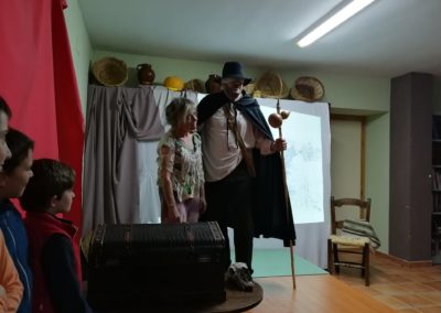 día 22 de abril, se celebró en Bailo el día del libro. Para esta ocasión se eligió el “El Lazarillo de Tormes”, tesoro de nuestra literatura española. Se comenzó con una charla acerca de la obra en la que se hizo hincapié en la importancia y trascendencia del texto, no solo en nuestro país, sino en toda Europa.